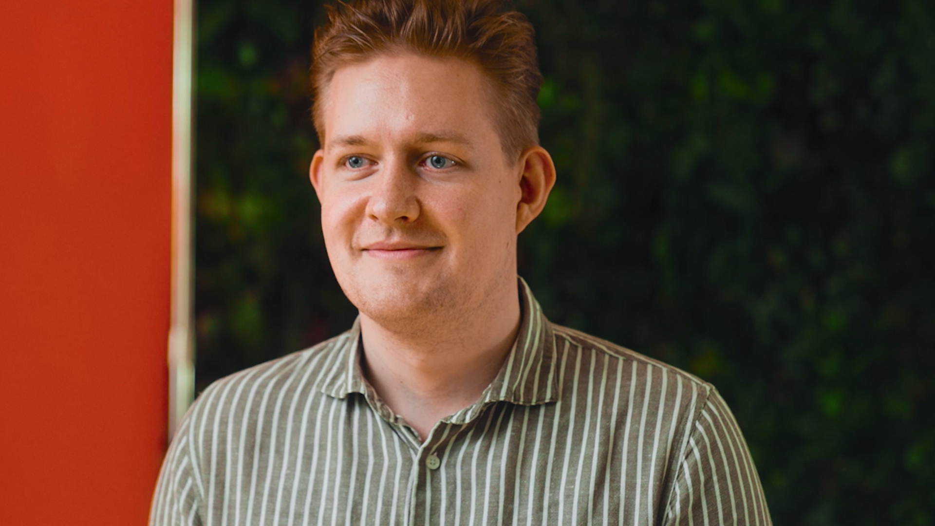 Moment medarbejder mand